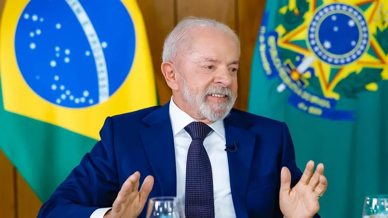 Lula adia para junho decisão sobre candidatura em 2026