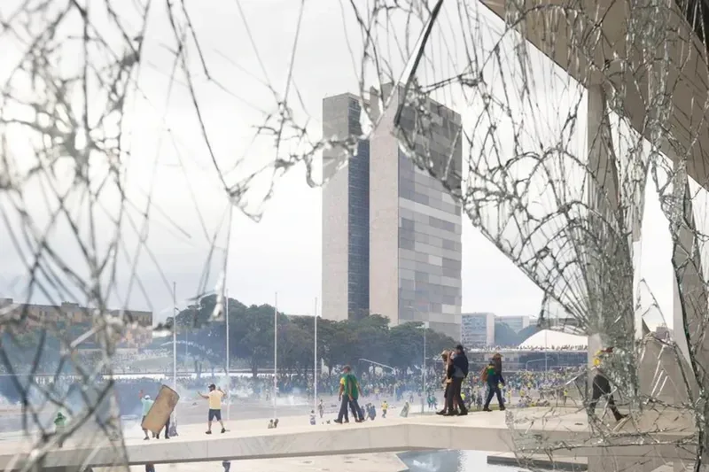 Veto à dosimetria vai a voto com derrota do Planalto à vista