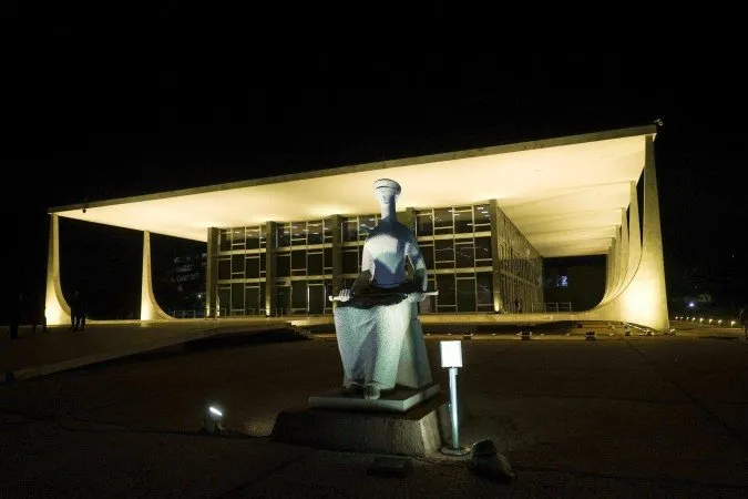 STF corta R$ 7,3 bilhões em penduricalhos do Judiciário