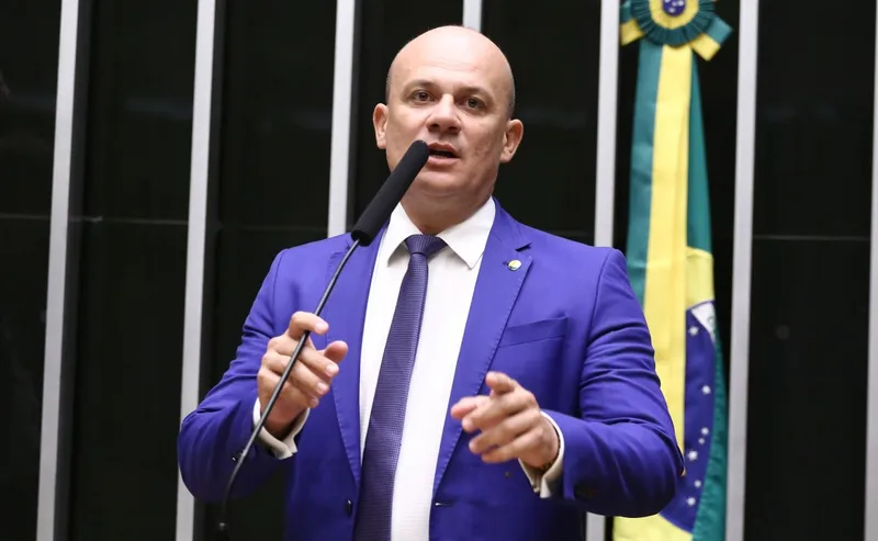 Oposição confirma voto pela revogação da taxa das blusinhas