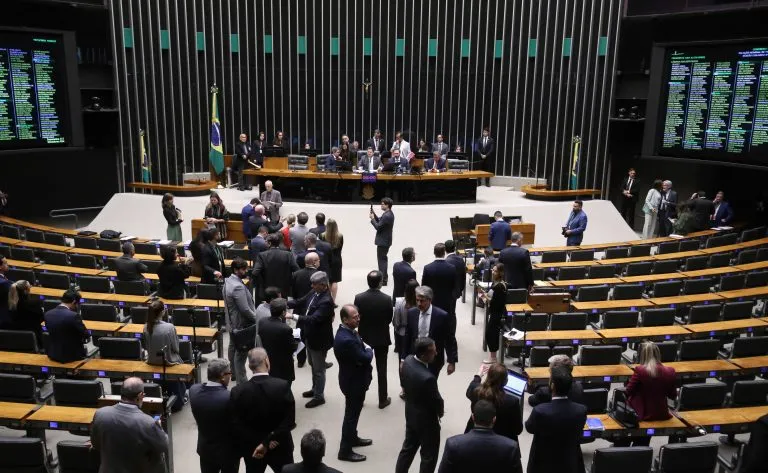 Congresso aprova LOA 2026 de R$ 6,5 tri com R$ 5 bi para eleições