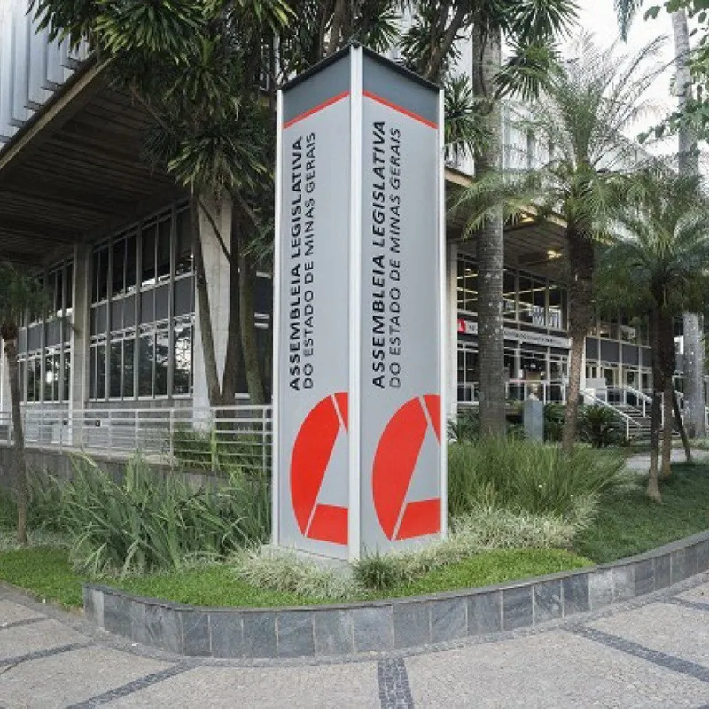 Deficit de Minas cresce 233% e projeta rombo de R$ 7,67 bi em 2027