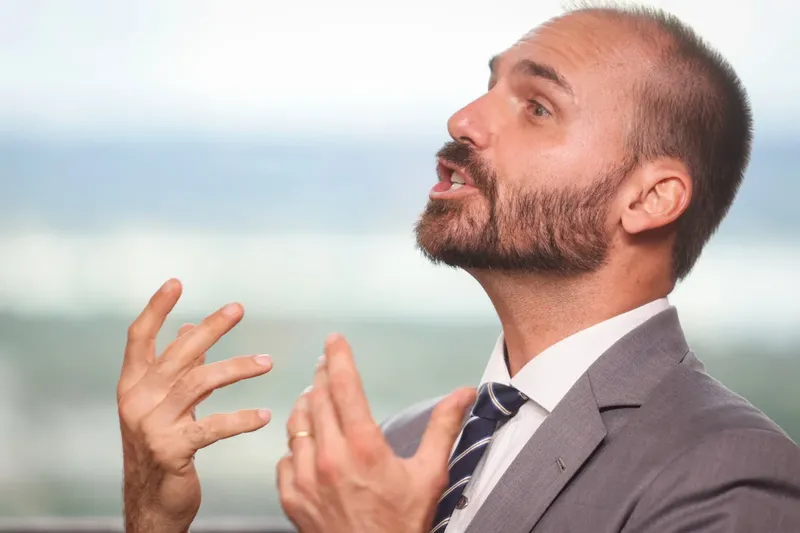STF condena Eduardo Bolsonaro a prisão e inelegibilidade até 2038