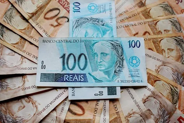 PLOA 2026: Juros da dívida igualam gastos primários e pressionam orçamento