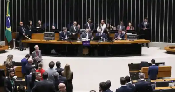 Orçamento 2026 reserva R$ 61 bi em emendas parlamentares