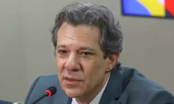 Haddad sai da Fazenda para disputar SP; Durigan assume